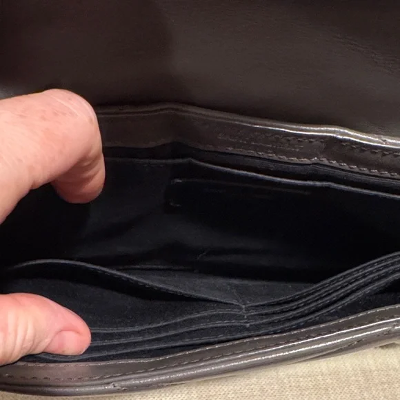 Yves Saint Laurent Lou Lou Flap Crossbody - Picture 6 of 7